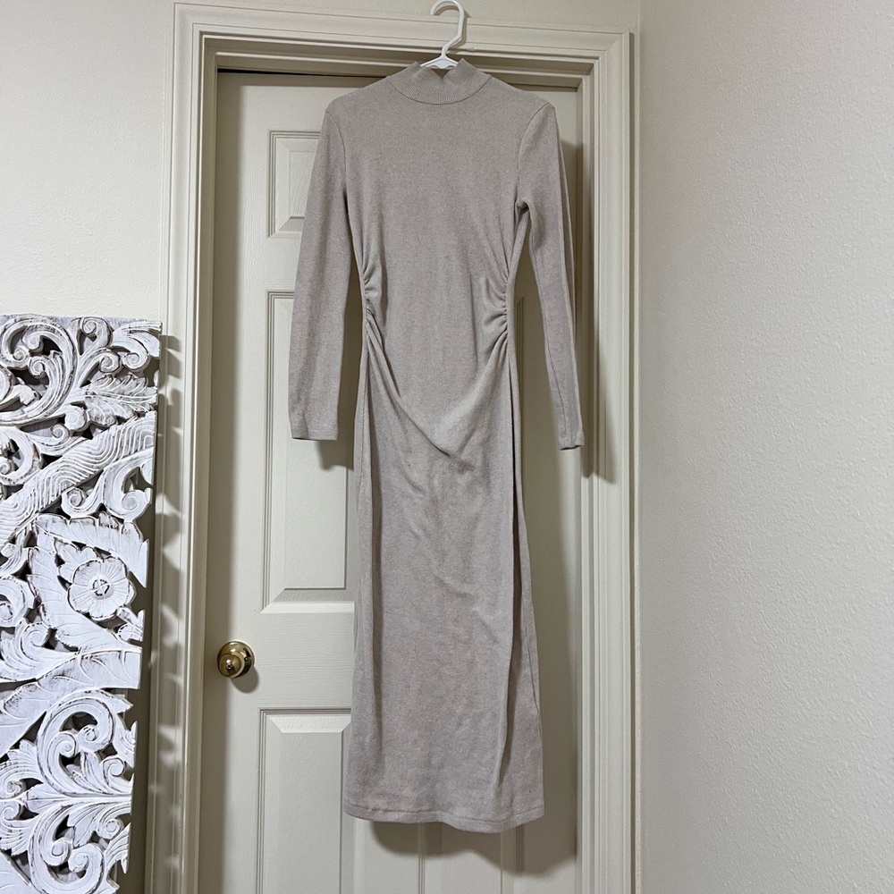 Elegant Cream Long Sleeve Dress